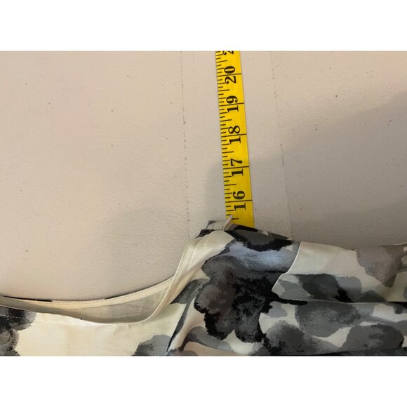 Ann Taylor Loft Petites Black & White Floral Sleeveless Ruffle Front Dress 2P - Picture 7 of 9